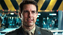 Tom Cruise GIF. Gifs Filmsterren Tom cruise Emily blunt Edge of tomorrow Doug liman 2015 films 