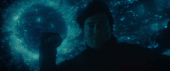 Tom Cruise GIF. Bioscoop Film Gifs Filmsterren Tom cruise Emily blunt Edge of tomorrow Doug liman Cinematografie Dio 
