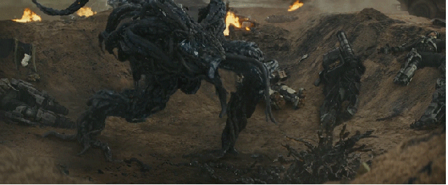 Tom Cruise GIF. Gifs Filmsterren Tom cruise Emily blunt Edge of tomorrow Live sterven repeat Rita vrataski 