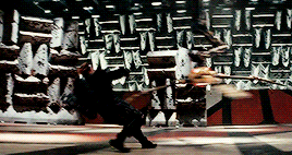 Tom Cruise GIF. Gifs Filmsterren Tom cruise 2014 Emily blunt Edge of tomorrow Engel van verdun William kooi Rita stee 