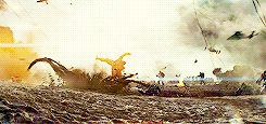 Tom Cruise GIF. Gifs Filmsterren Tom cruise Emily blunt Edge of tomorrow Live sterven repeat Rita vrataski 