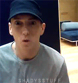 Eminem GIF. Artiesten Eminem Gifs Rap Koptelefoons 8mile 