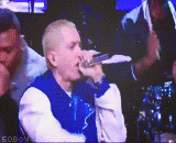 Eminem GIF. Artiesten Eminem Rihanna Gifs The monster 
