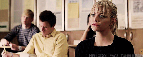 Emma Stone GIF. Alice Gifs Filmsterren Emma stone  Daryl dixon Deadpool Ryan reynolds De levende doden Norman reedus 