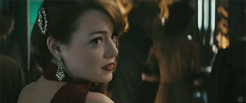Emma Stone GIF. Film Easy a Gifs Filmsterren Emma stone Saluut 