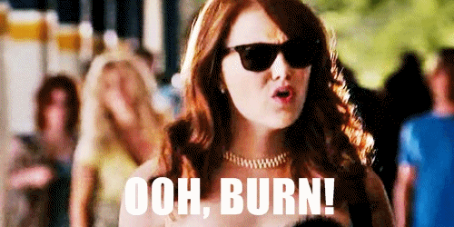 Emma Stone GIF. Easy a Flirten Gifs Filmsterren Emma stone Relaxed Brandwond Grappig gezicht 