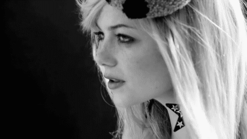 Emma Stone GIF. Gifs Filmsterren Emma stone Ian somerhalder 