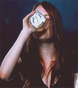 Emma Stone GIF. Drinken Alcohol Gifs Filmsterren Emma stone Crazy stupid love 