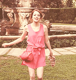 Emma Stone GIF. Gifs Filmsterren Emma stone Duimen omhoog 