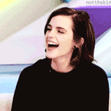 Mila Kunis GIF. Emma watson Gifs Filmsterren Mila kunis Hollywood Shailene woodley Hollywood g 