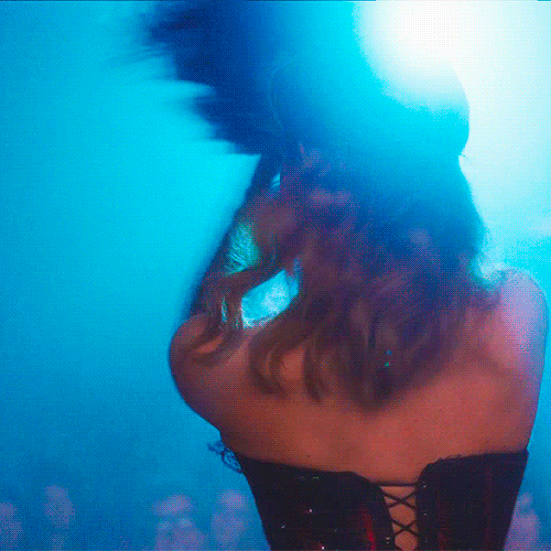 Emma Watson GIF. Emma watson Tv Gifs Filmsterren The bling ring 