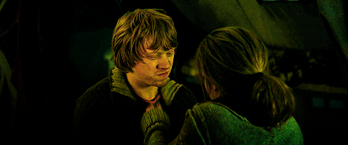 Emma Watson GIF. Emma watson Gifs Filmsterren Myhpedits 