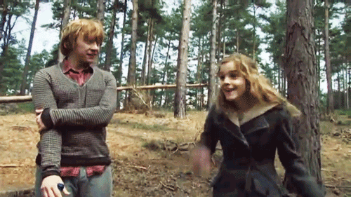 Emma Watson GIF. Emma watson Kus Gifs Filmsterren 