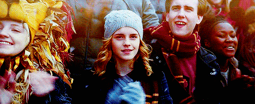 Emma Watson GIF. Bioscoop Harry potter Films en series Emma watson Gifs Filmsterren Pk Rupert grint Hermelien griffel Ron wemel 