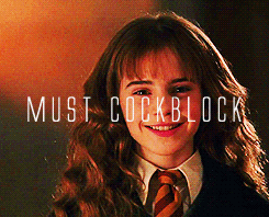 Emma Watson GIF. Bioscoop Emma watson Gifs Filmsterren Fashion &amp;amp; beauty 