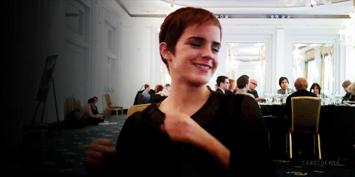 Emma Watson GIF. Emma watson Gifs Filmsterren Fashion &amp;amp; beauty 