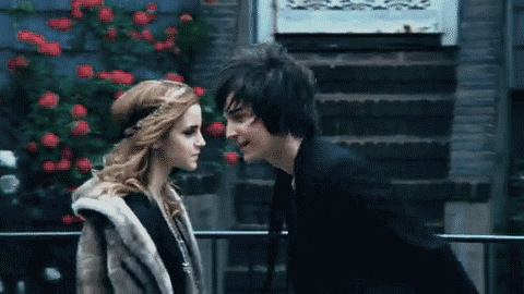 Emma Watson GIF. Beroemdheden Emma watson Gifs Filmsterren Niet vertrouw hem 