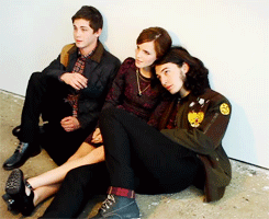 Emma Watson GIF. Emma watson Gifs Filmsterren Fashion &amp;amp; beauty 