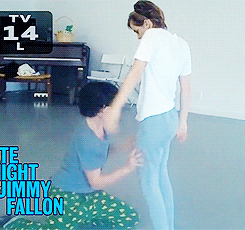 Emma Watson GIF. Emma watson Gifs Filmsterren Jurk 