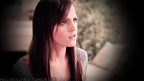 Emma Watson GIF. Interview Emma watson Gifs Filmsterren 