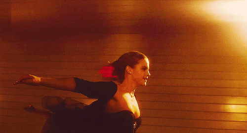 Emma Watson GIF. Emma watson Gifs Filmsterren The perks of being a wallflower 