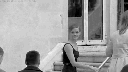 Emma Watson GIF. Emma watson Gifs Filmsterren Cannes 