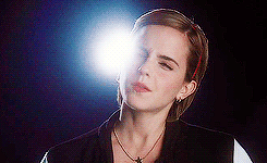 Emma Watson GIF. Emma watson Gifs Filmsterren The perks of being a wallflower 