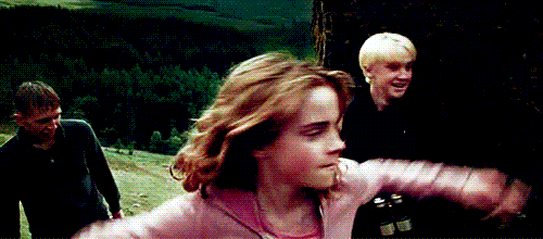 Harry Potter GIF. Harry potter Films en series Emma watson Gifs Filmsterren Hermelien griffel Steen van de tovenaar 