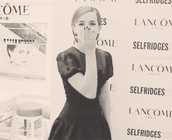 Emma Watson GIF. Bioscoop Emma watson Gifs Filmsterren Vreemden Eigenwaarde 