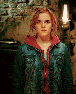 Emma Watson GIF. Emma watson Gifs Filmsterren Fashion &amp;amp; beauty 