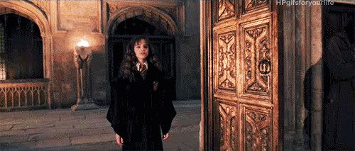 Emma Watson GIF. Bioscoop Emma watson Gifs Filmsterren 