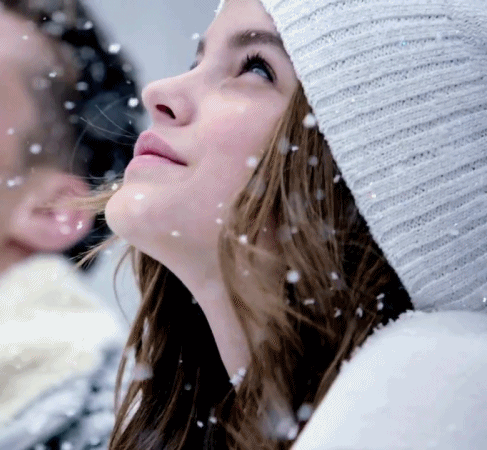 Emma Watson GIF. Interview Beroemdheden Emma watson Gifs Filmsterren 