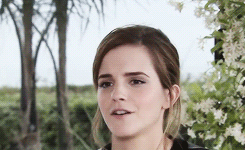 Emma Watson GIF. Emma watson Gifs Filmsterren Lachend Lach 