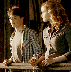 Emma Watson GIF. Emma watson Gifs Filmsterren Jurk 