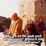 Game Of Thrones GIF. Games Game of thrones Gifs Bedreigen Daenerys targaryen 
