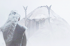 Game Of Thrones GIF. Games Game of thrones Tv Gifs Kit harington Rose leslie 