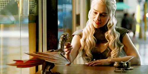 Bioscoop Games Game of thrones Gifs Daenerys Targaryen daenerys ziek van je shit 