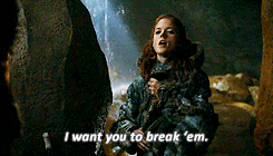 Game Of Thrones GIF. Bioscoop Games Game of thrones Gifs Daenerys targaryen Dracarys Emilia clarke 