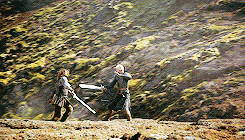 Game Of Thrones GIF. Bioscoop Games Game of thrones Gifs 4 Arya stark Maise williams Hield haar in deze ep En iedere 