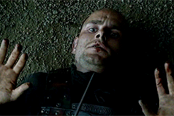Game Of Thrones GIF. Games Game of thrones Gifs Bedreigen Daenerys targaryen 