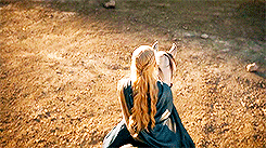 Game Of Thrones GIF. Bioscoop Games Game of thrones Gifs Catelyn stark Midden rechts Dy ing 