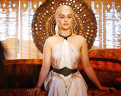 Game Of Thrones GIF. Games Game of thrones Gifs Maisie williams 