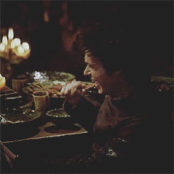 Game Of Thrones GIF. Games Game of thrones Gifs Hbo Rode bruiloft 