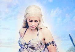 Game Of Thrones GIF. Televisie Games Game of thrones Tv Gifs 4 Natalie dormer Lena headey Cersei lannister Margaery 