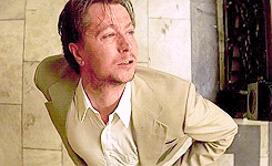 Gary Oldman GIF. Bioscoop Kunst Leon Gifs Filmsterren Gary oldman Thegoodfilms 