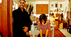 Gary Oldman GIF. Gifs Filmsterren Gary oldman John lennon De beatles 