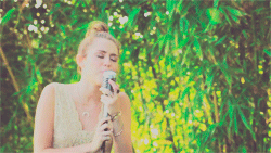 Hannah Montana GIF. Artiesten Hannah montana Miley cyrus Gifs 