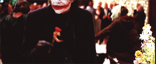 Heath Ledger GIF. Humor Lol Gifs Filmsterren Heath ledger De joker Jack nicholson 