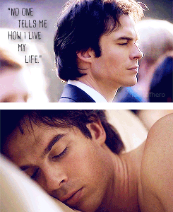 Ian Somerhalder GIF. Jongen Sexy Gifs Filmsterren Ian somerhalder Glimlach De vampieren dagboeken Damon salvatore Shirtles 
