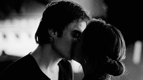 Ian Somerhalder GIF. Gifs Filmsterren Ian somerhalder Glimlach De vampieren dagboeken Damon salvatore 